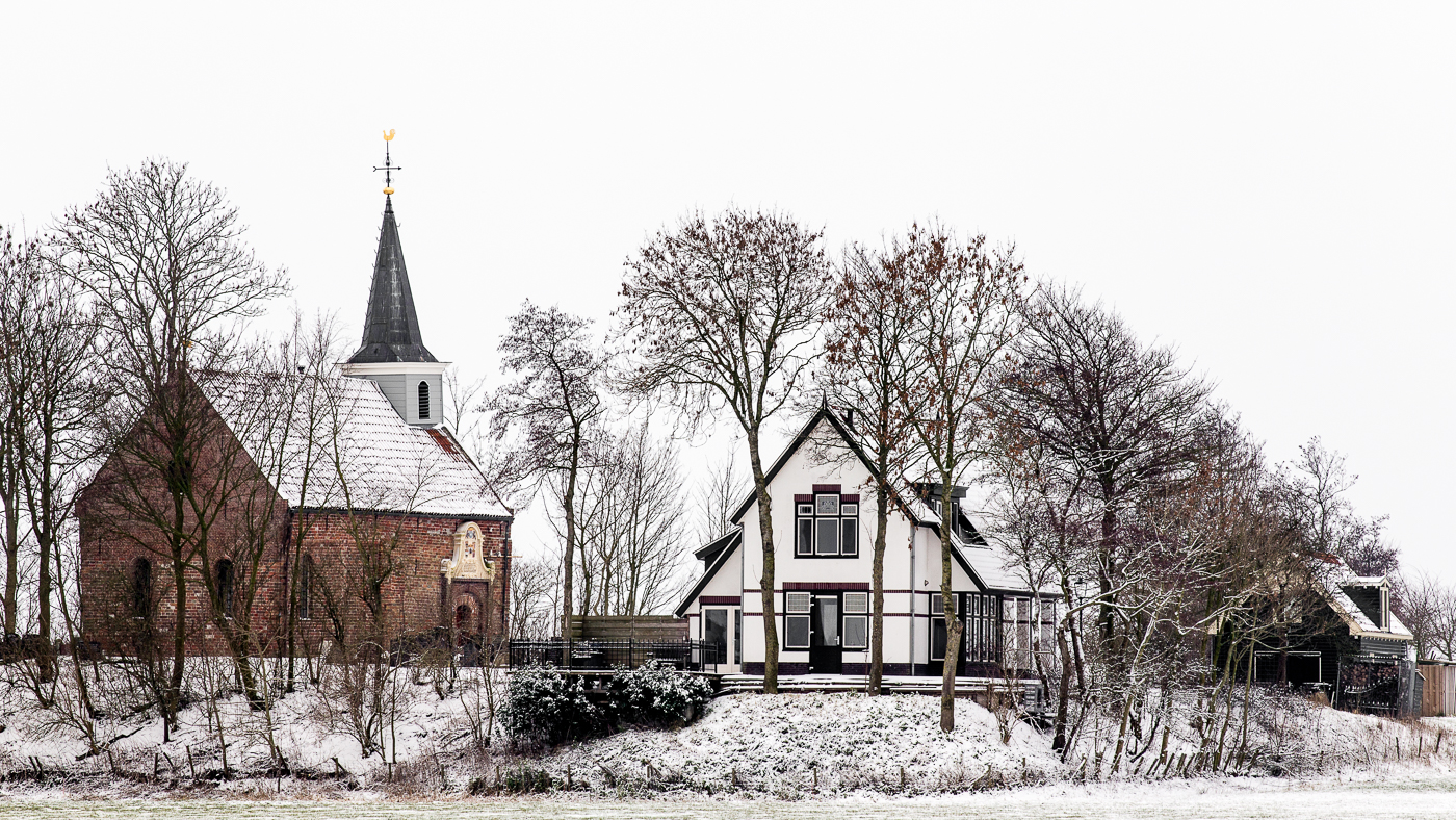 Kerkje van Bornwird in de winter